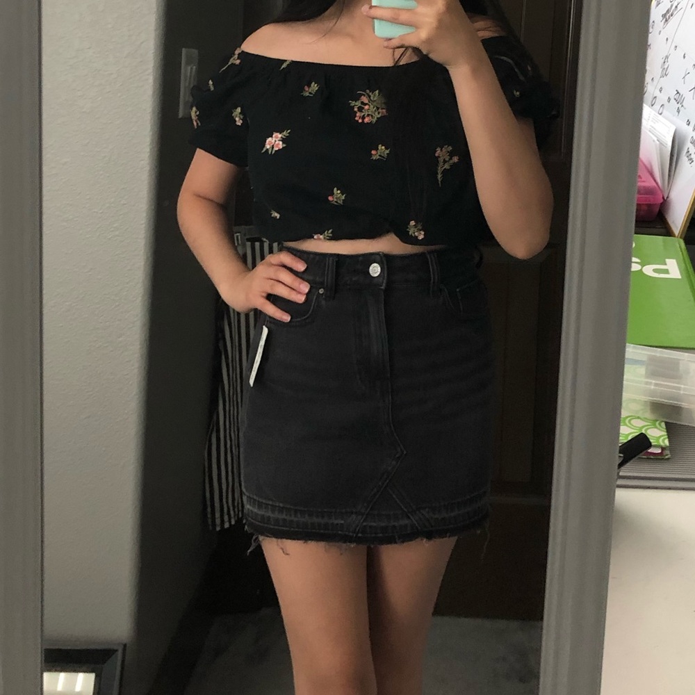 Black Denim skirt Pacsun brand new!!
